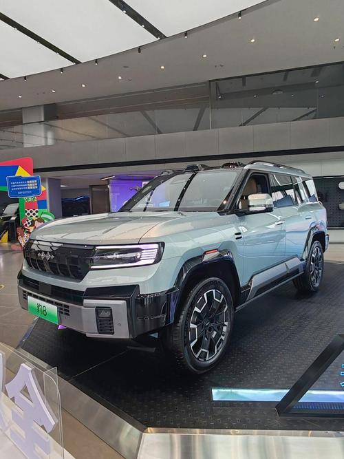 重庆綦江区阳福贝企业管理咨询比亚迪方程豹硬派越野的爆款，英菲尼迪35周年与你共成长